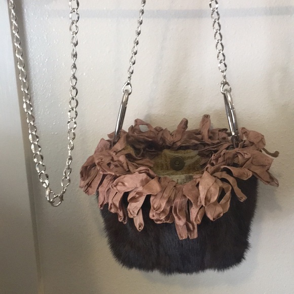 Phoebe and Josephine Handbag - Picture 5 of 14